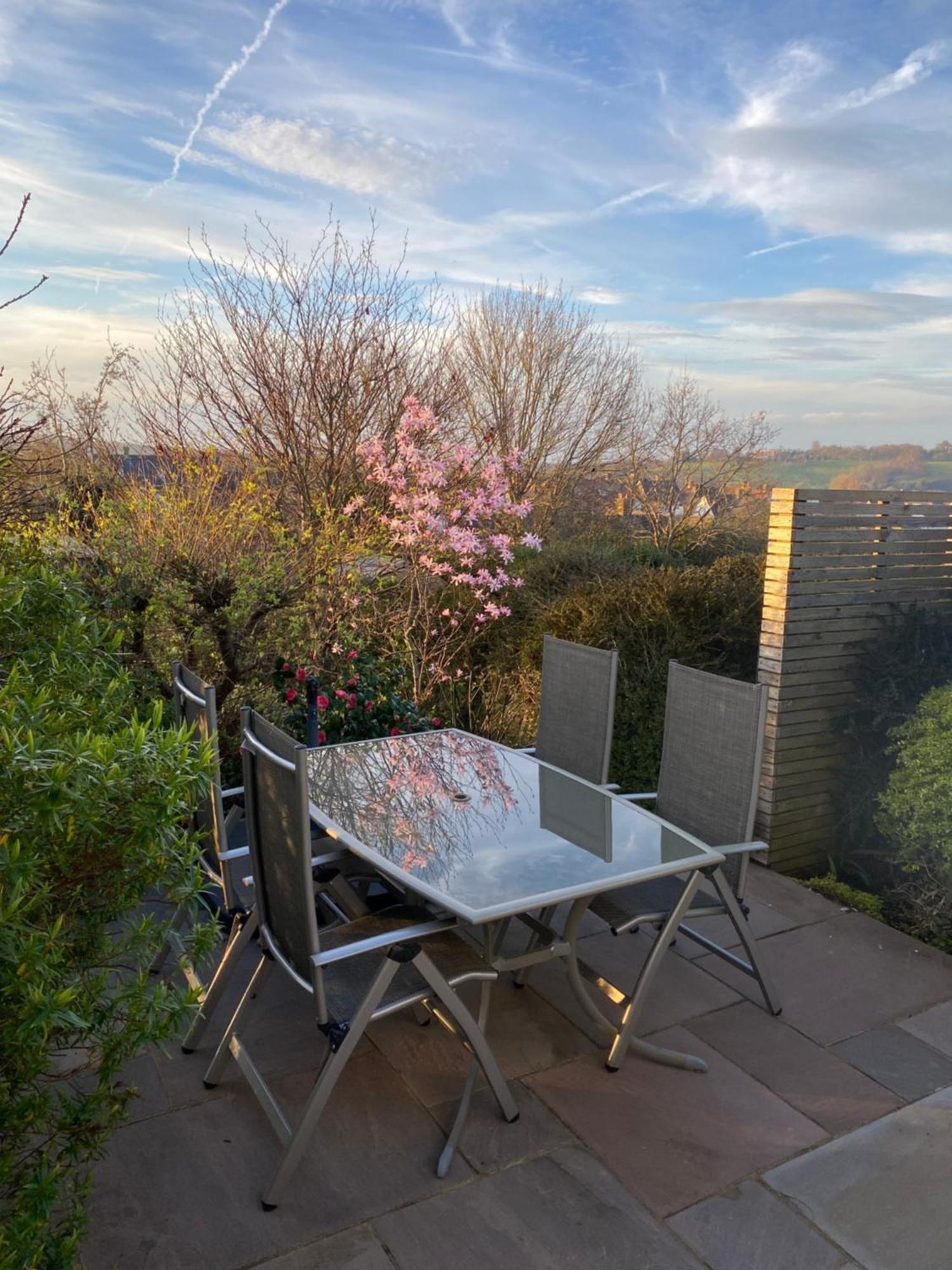 Rye Treat Apartment Luaran gambar